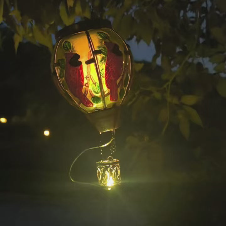 Solar Hot Air Balloon Lantern with Flame - Glass Solar Hanging Lights for Outdoor Yard Patio Farmhouse Decoration | Enchanting Glow Lantern (Birthday Gifts for Women, Mom, Grandma)